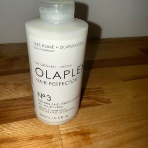 OLAPLEX No.3 Hair Perfector 250ml White Bottle